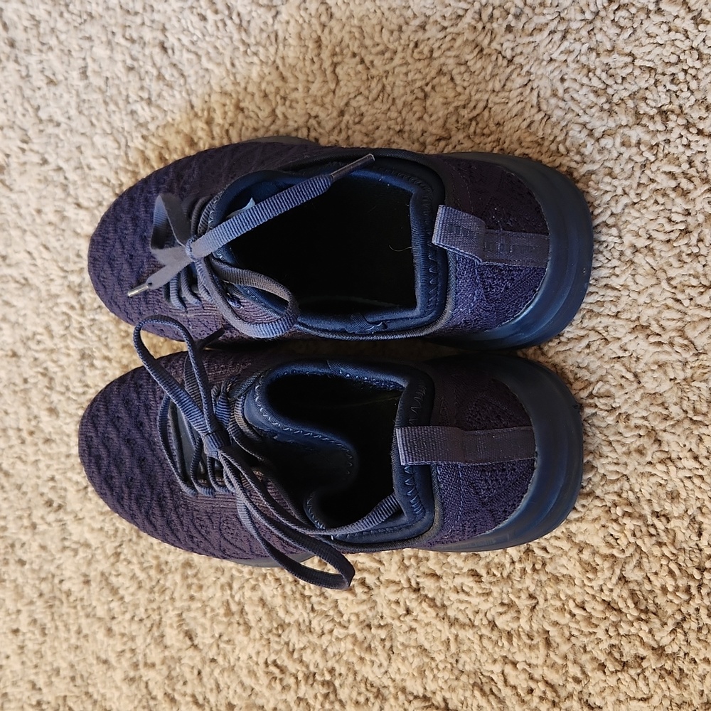 Lululemon APL techloom Phantom shoes. Midnight. Size 6. - Picture 4 of 9